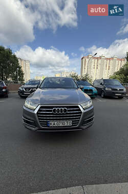 Позашляховик / Кросовер Audi Q7 2015 в Києві