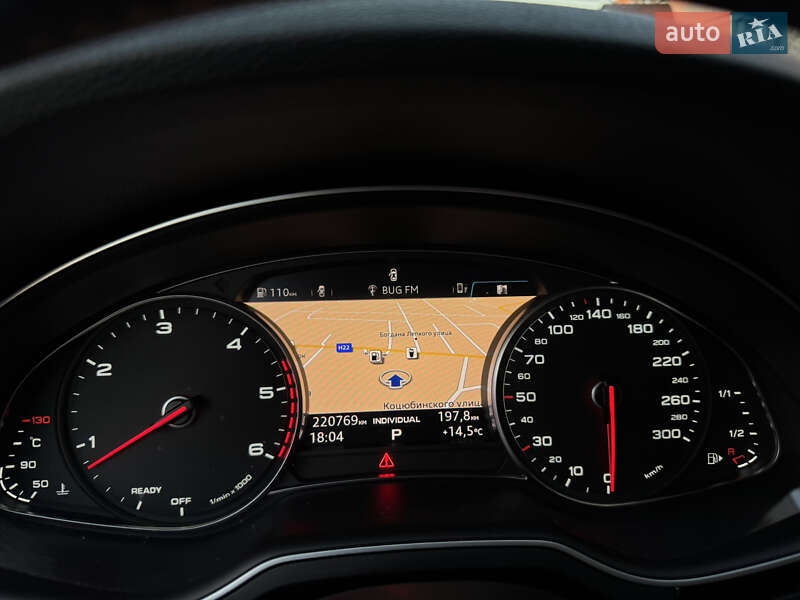 Позашляховик / Кросовер Audi Q7 2015 в Володимирі