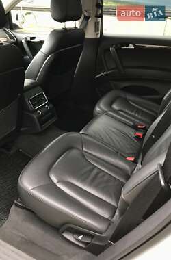 Внедорожник / Кроссовер Audi Q7 2012 в Киеве