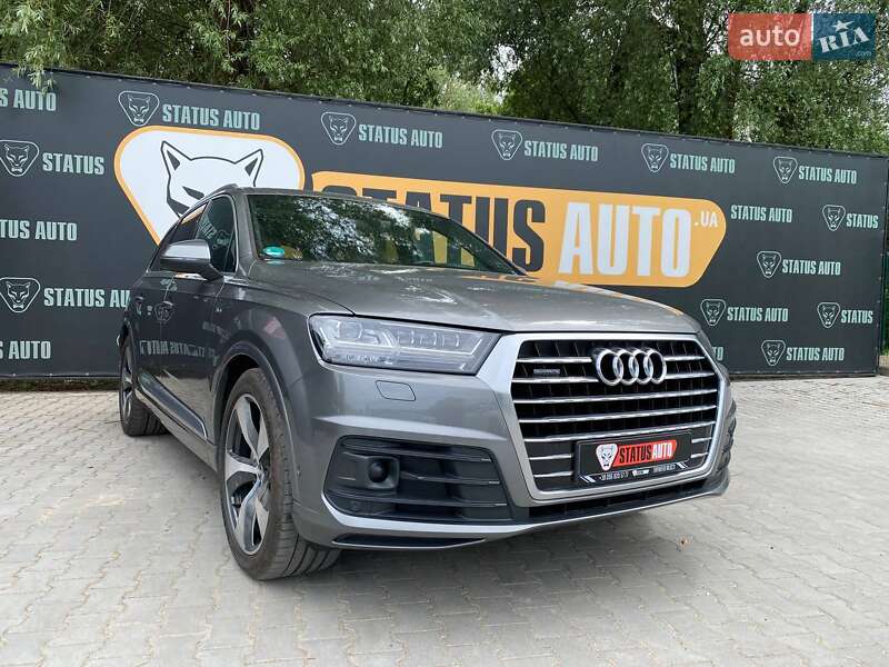 Внедорожник / Кроссовер Audi Q7 2016 в 