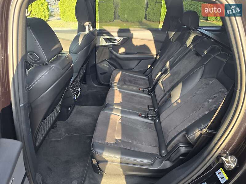 Внедорожник / Кроссовер Audi Q7 2018 в Львове