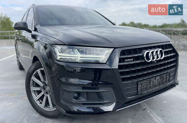 Внедорожник / Кроссовер Audi Q7 2019 в Киеве