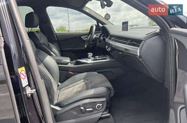 Внедорожник / Кроссовер Audi Q7 2019 в 