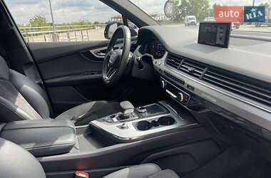 Внедорожник / Кроссовер Audi Q7 2019 в 