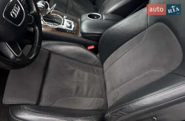 Внедорожник / Кроссовер Audi Q7 2012 в 