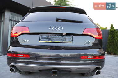 Внедорожник / Кроссовер Audi Q7 2014 в 
