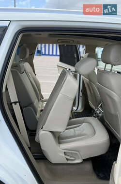 Внедорожник / Кроссовер Audi Q7 2010 в 