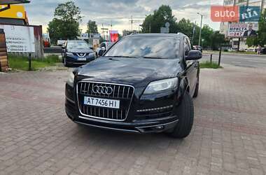 Позашляховик / Кросовер Audi Q7 2011 в 