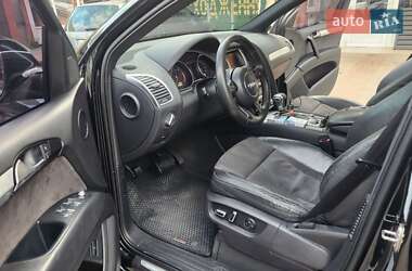 Позашляховик / Кросовер Audi Q7 2011 в 