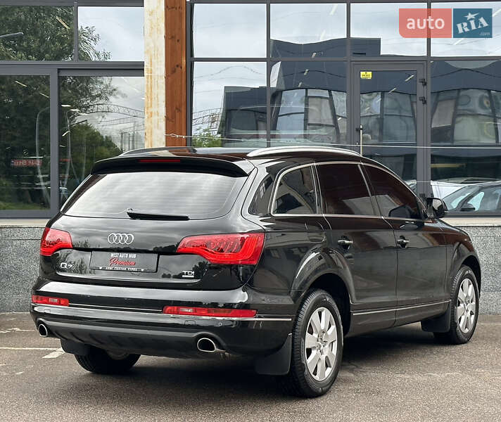 Внедорожник / Кроссовер Audi Q7 2014 в Киеве