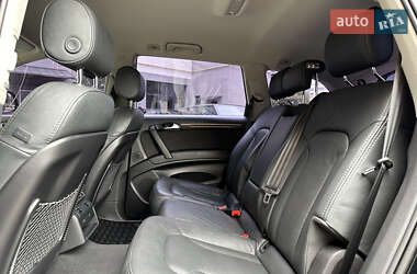 Внедорожник / Кроссовер Audi Q7 2014 в 