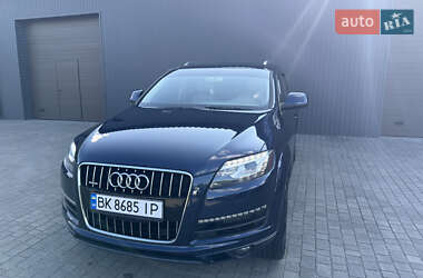Внедорожник / Кроссовер Audi Q7 2012 в 