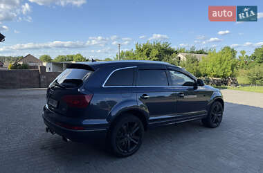Внедорожник / Кроссовер Audi Q7 2012 в 