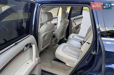Внедорожник / Кроссовер Audi Q7 2012 в 