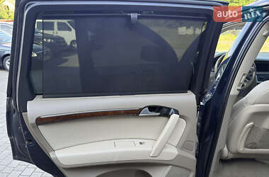 Внедорожник / Кроссовер Audi Q7 2012 в 