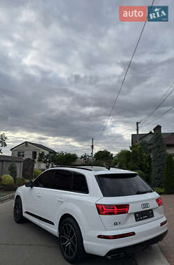 Внедорожник / Кроссовер Audi Q7 2018 в 