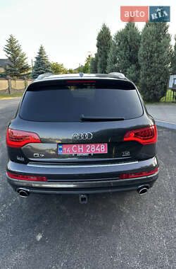 Внедорожник / Кроссовер Audi Q7 2013 в 