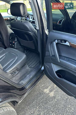 Внедорожник / Кроссовер Audi Q7 2013 в 