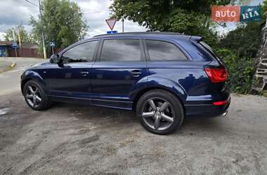 Внедорожник / Кроссовер Audi Q7 2013 в 