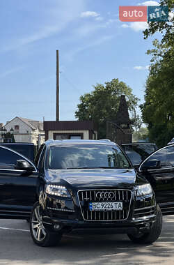 Внедорожник / Кроссовер Audi Q7 2012 в 