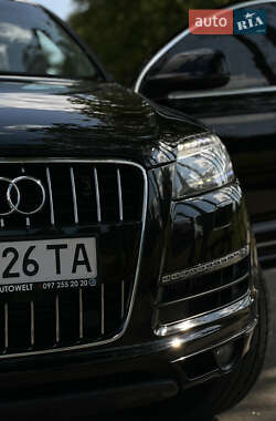 Внедорожник / Кроссовер Audi Q7 2012 в 