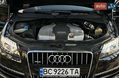 Внедорожник / Кроссовер Audi Q7 2012 в 