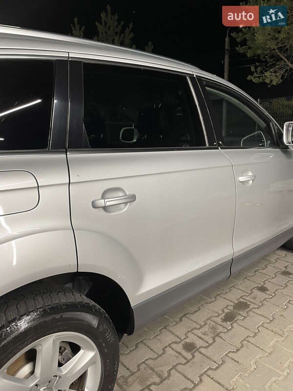 Внедорожник / Кроссовер Audi Q7 2014 в Ровно