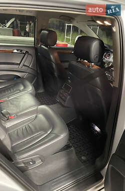 Позашляховик / Кросовер Audi Q7 2014 в 