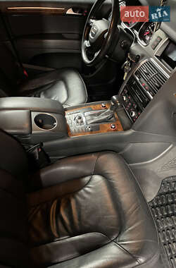 Позашляховик / Кросовер Audi Q7 2014 в 