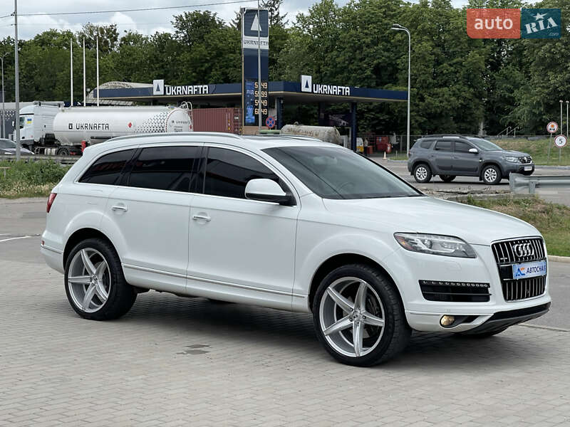 Внедорожник / Кроссовер Audi Q7 2013 в Полтаве