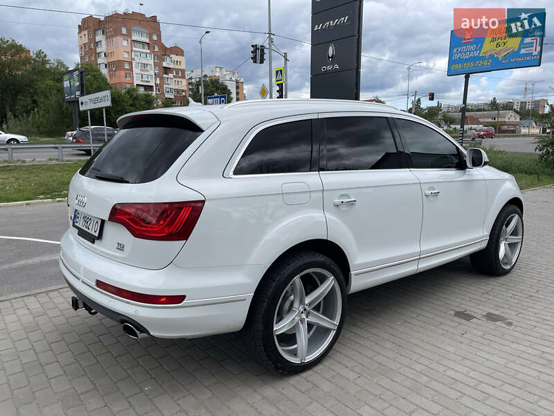Внедорожник / Кроссовер Audi Q7 2013 в Полтаве