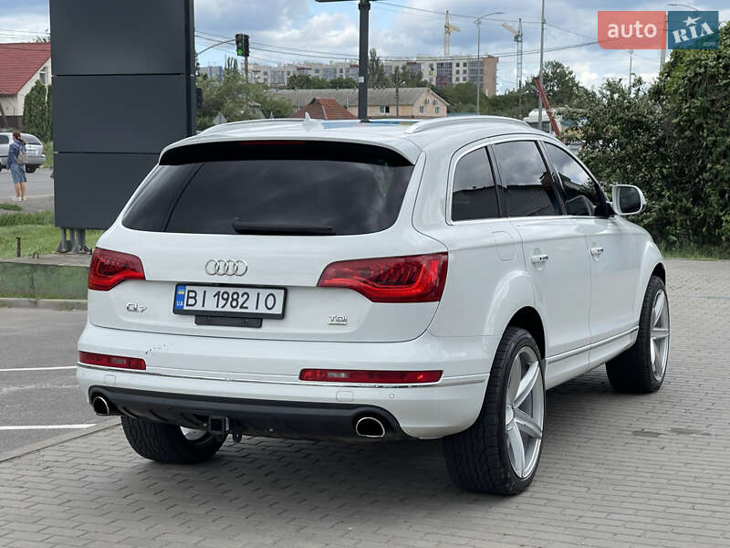 Внедорожник / Кроссовер Audi Q7 2013 в Полтаве