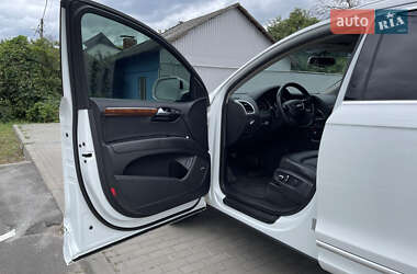 Позашляховик / Кросовер Audi Q7 2013 в 