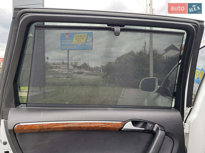 Внедорожник / Кроссовер Audi Q7 2013 в Полтаве