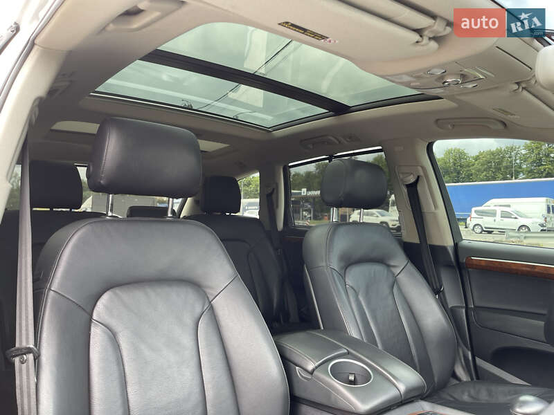 Внедорожник / Кроссовер Audi Q7 2013 в Полтаве