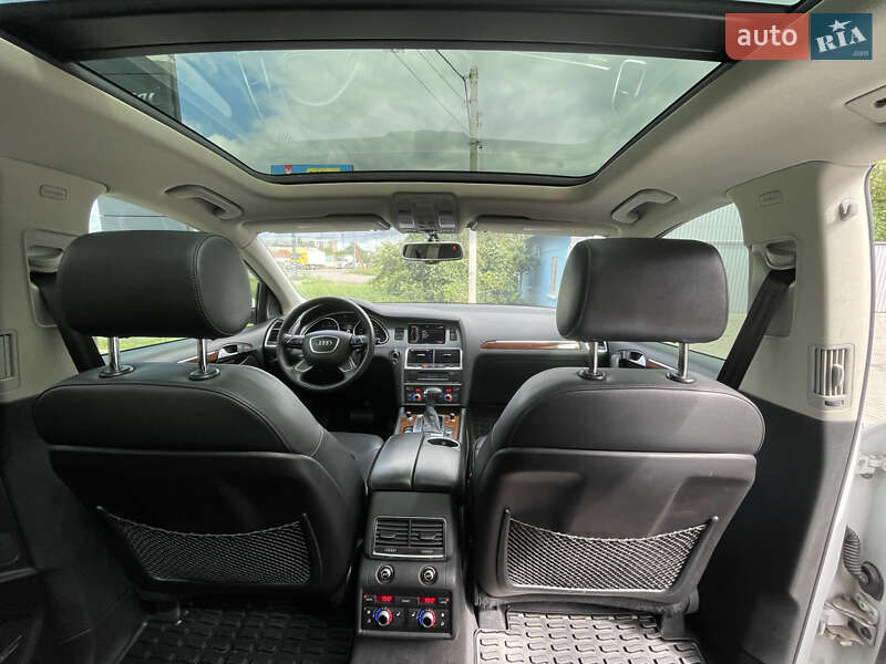 Внедорожник / Кроссовер Audi Q7 2013 в Полтаве