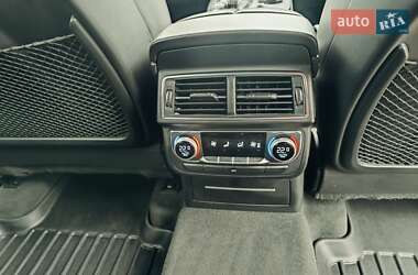 Внедорожник / Кроссовер Audi Q7 2017 в 