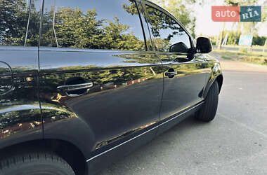 Внедорожник / Кроссовер Audi Q7 2009 в 