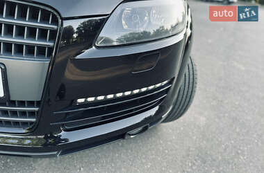 Внедорожник / Кроссовер Audi Q7 2009 в 