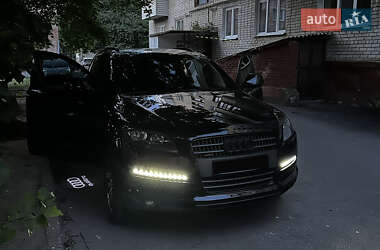 Внедорожник / Кроссовер Audi Q7 2009 в 