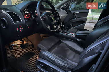 Внедорожник / Кроссовер Audi Q7 2009 в 