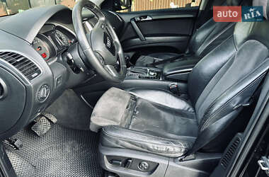 Внедорожник / Кроссовер Audi Q7 2009 в 