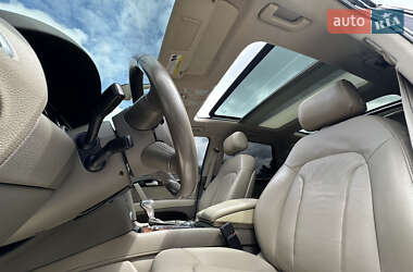 Позашляховик / Кросовер Audi Q7 2012 в 