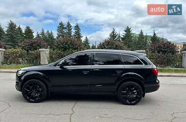 Позашляховик / Кросовер Audi Q7 2012 в 
