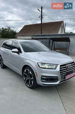 Внедорожник / Кроссовер Audi Q7 2019 в 