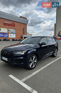 Внедорожник / Кроссовер Audi Q7 2023 в 