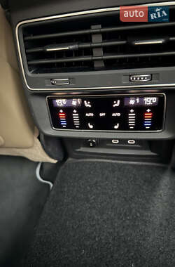 Внедорожник / Кроссовер Audi Q7 2023 в 