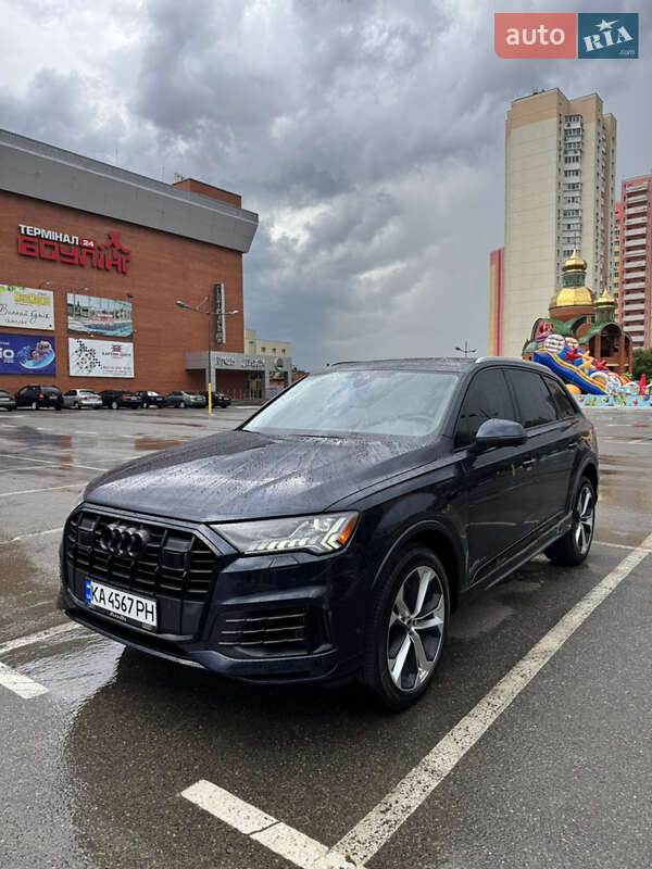 Позашляховик / Кросовер Audi Q7 2023 в Києві