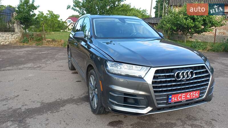 Внедорожник / Кроссовер Audi Q7 2018 в Збараже