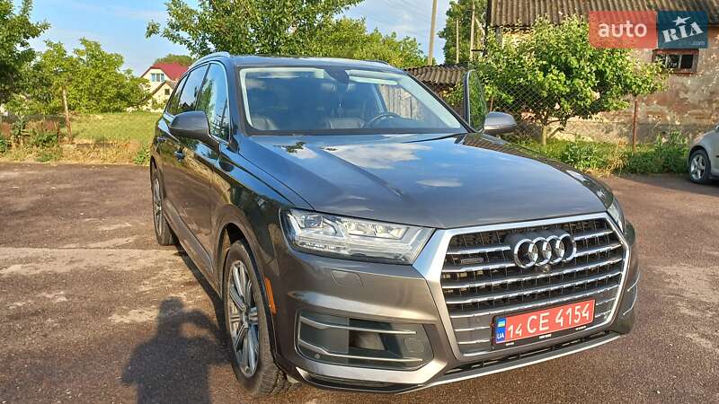 Внедорожник / Кроссовер Audi Q7 2018 в Збараже
